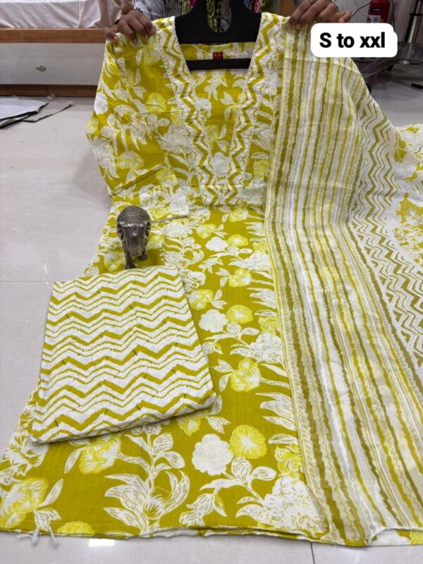 ✨ PURE COTTON KURTI PANT WITH DUPATTA SET ✨ - Image 7