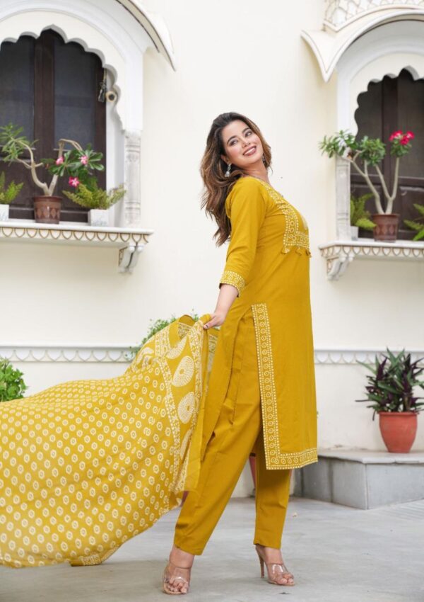 3 pic KURTI,PAINT,DUPPATA - Image 5